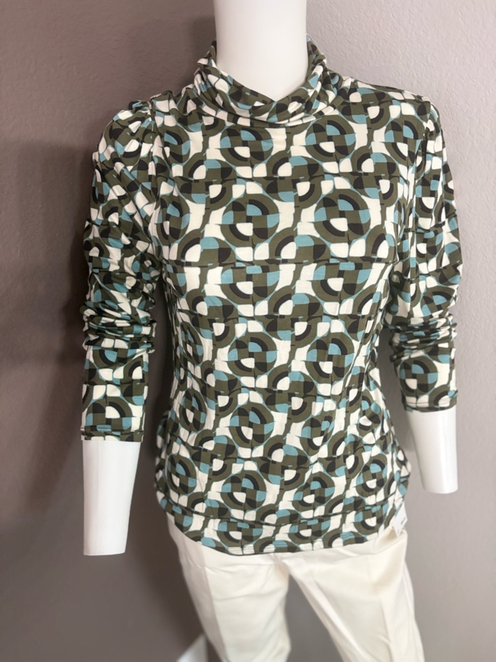 Geometric Print Long Sleeve Top in Olive, Teal & White